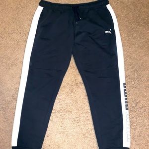 Women’s Puma joggers